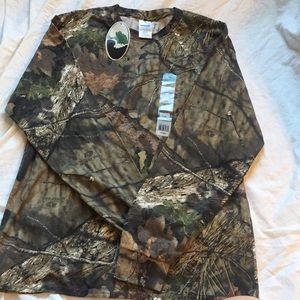 NWT Mossy Oak Long Sleeve T-Shirt